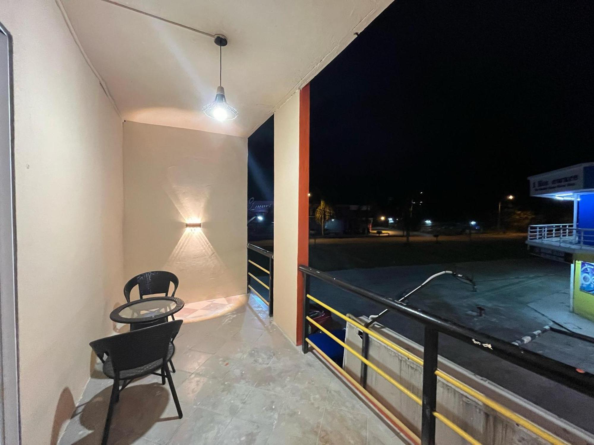 Halo Hotel Semporna Extérieur photo