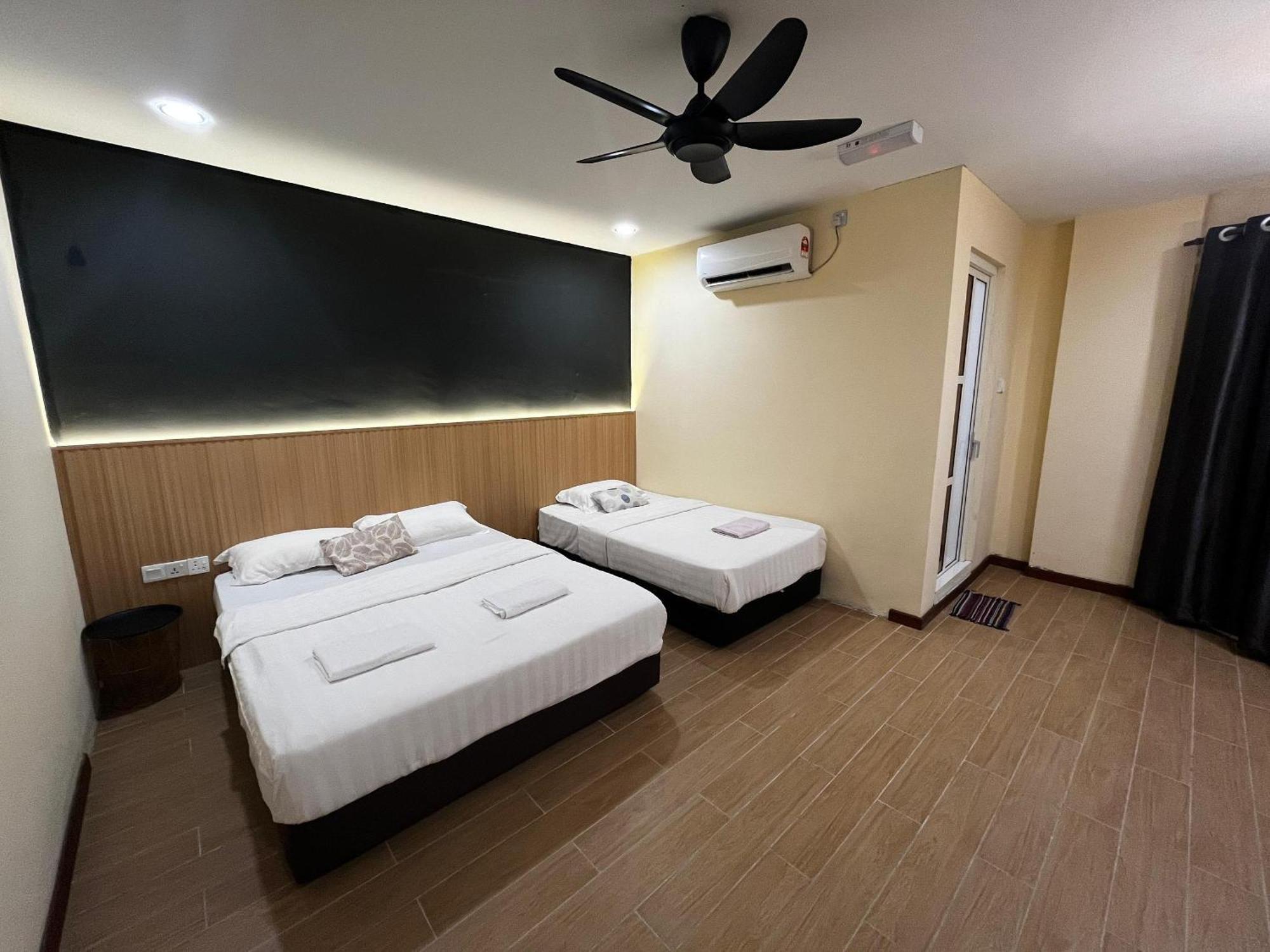 Halo Hotel Semporna Extérieur photo