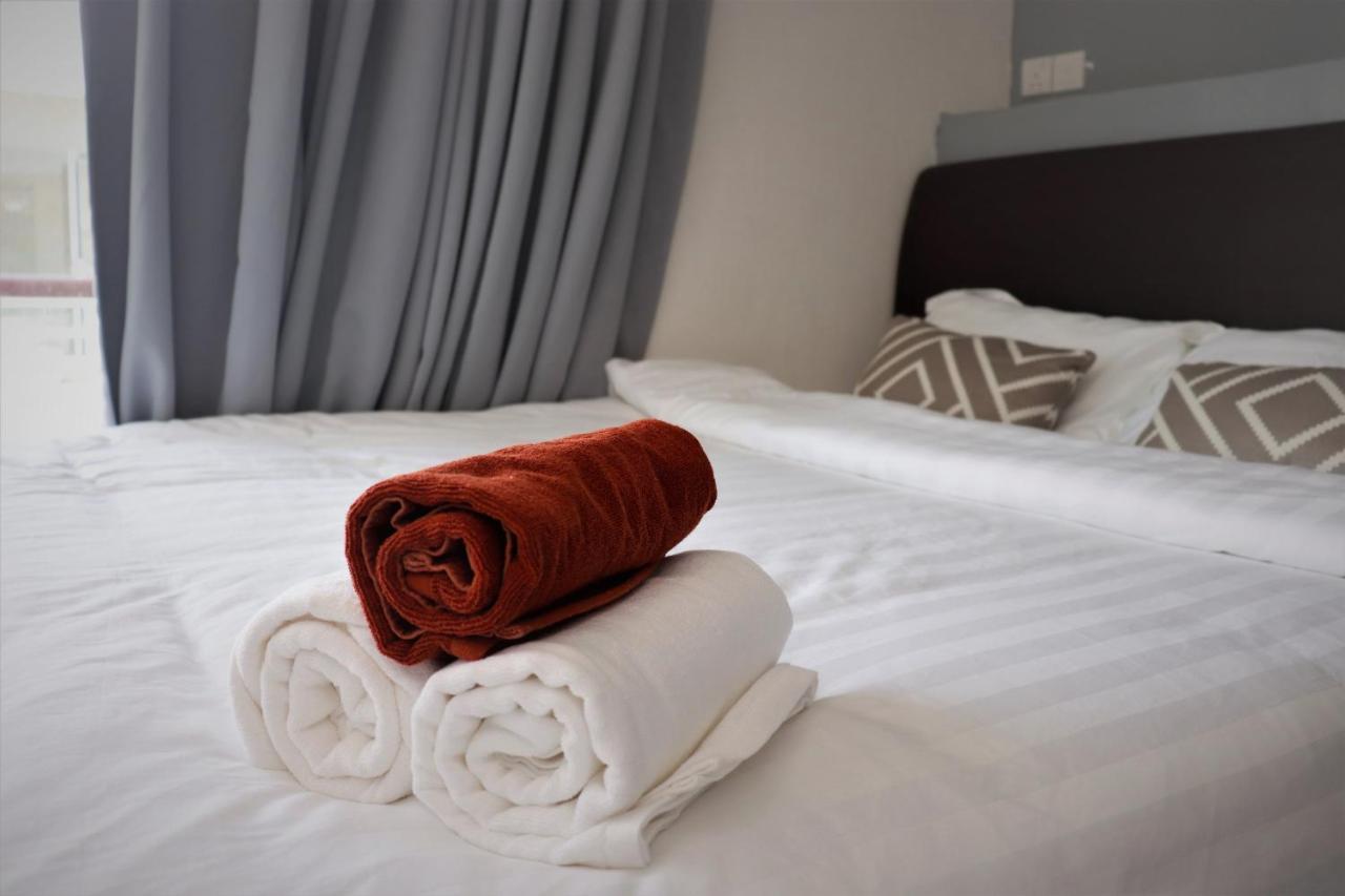 Halo Hotel Semporna Extérieur photo