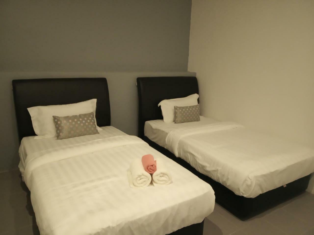Halo Hotel Semporna Extérieur photo